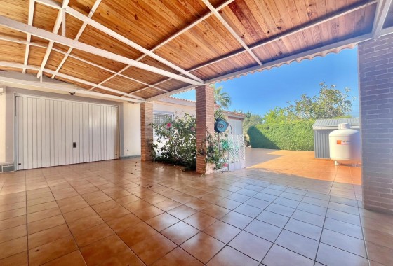 Resale - Freistehende Villa -
Torrevieja - Los Balcones