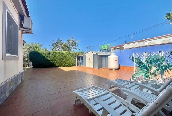 Resale - Freistehende Villa -
Torrevieja - Los Balcones