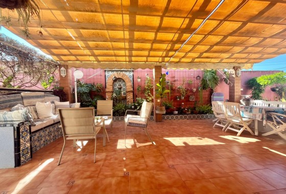 Resale - Freistehende Villa -
Torrevieja - Los Balcones