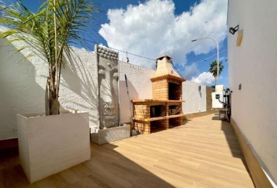 Sale - Detached Villa -
Pilar de la Horadada - Torre de la Horadada