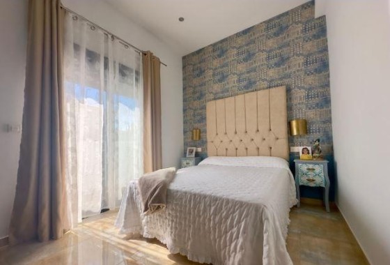 Sale - Detached Villa -
Pilar de la Horadada - Torre de la Horadada