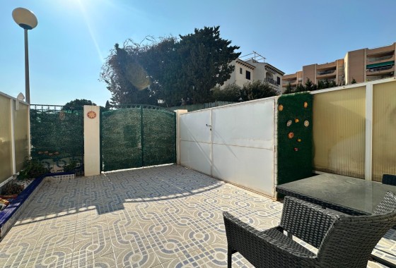Herverkoop - Stadswoning -
Orihuela Costa - Costa Blanca