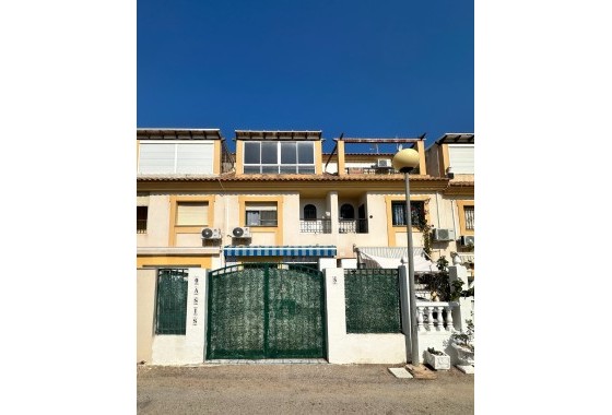 Herverkoop - Stadswoning -
Orihuela Costa - Costa Blanca