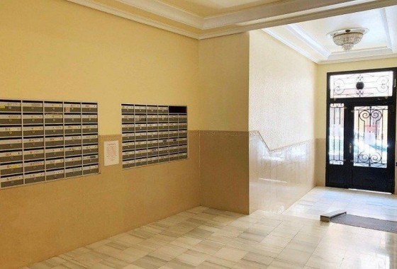 Resale - Wohnung / Appartement -
Torrevieja - Playa del Cura