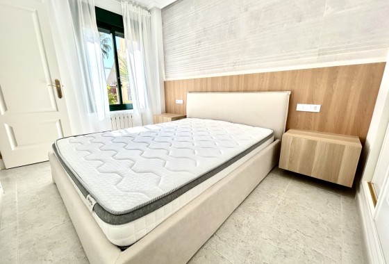 Herverkoop - Appartement / Flat -
Campoamor - Costa Blanca