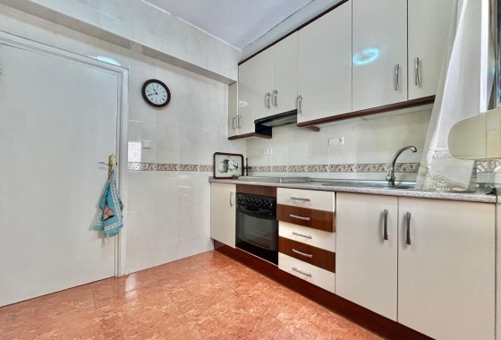Venta - Apartamento / Piso -
Torrevieja - Estacion de autobuses