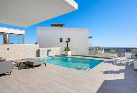 Revente - Villa Individuelle -
San Miguel de Salinas - Inland