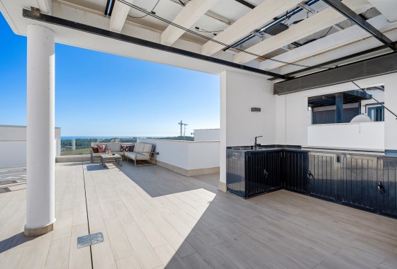 Revente - Villa Individuelle -
San Miguel de Salinas - Inland