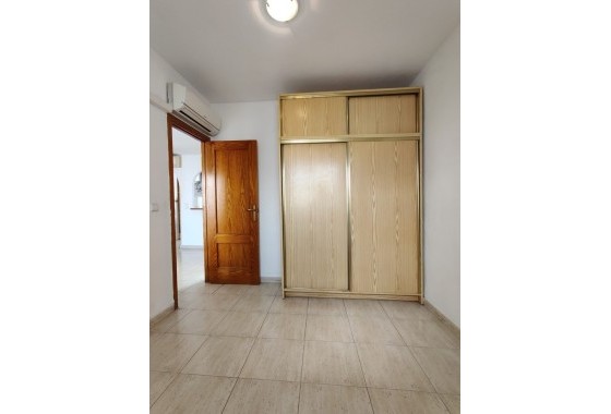 Revente - Appartement -
Torrevieja - Costa Blanca