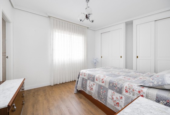 Herverkoop - Appartement / Flat -
Torrevieja - Center