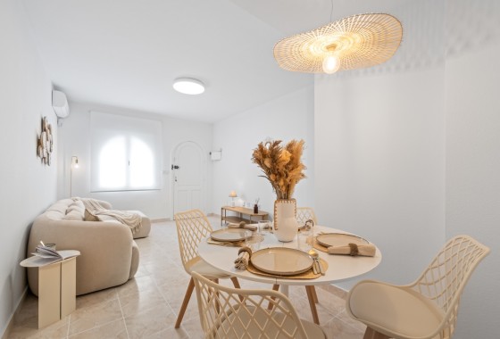 Venta - Casa de pueblo -
Playa Flamenca - Costa Blanca