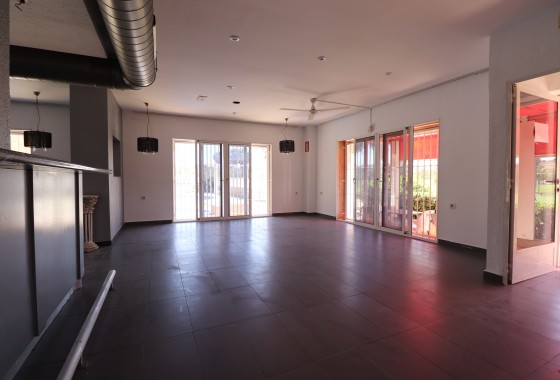 Resale - Kommerziell -
Ciudad Quesada - Rojales - La Marquesa