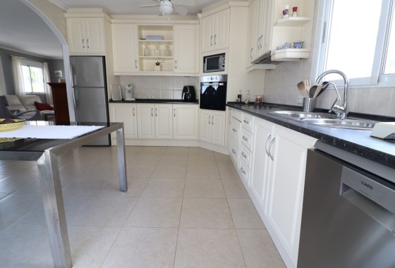 Sale - Detached Villa -
Algorfa - Lomas de La Juliana