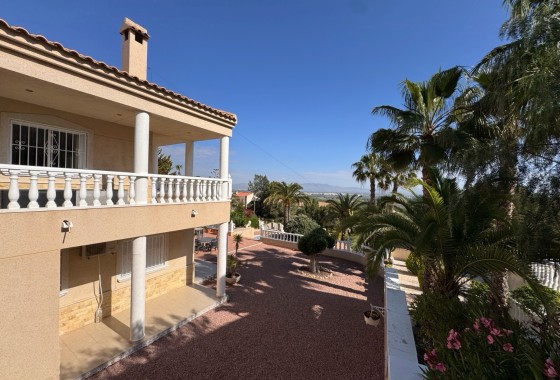 Sale - Detached Villa -
Algorfa - Lomas de La Juliana