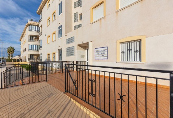 Herverkoop - Appartement / Flat -
Orihuela Costa - Playa Flamenca