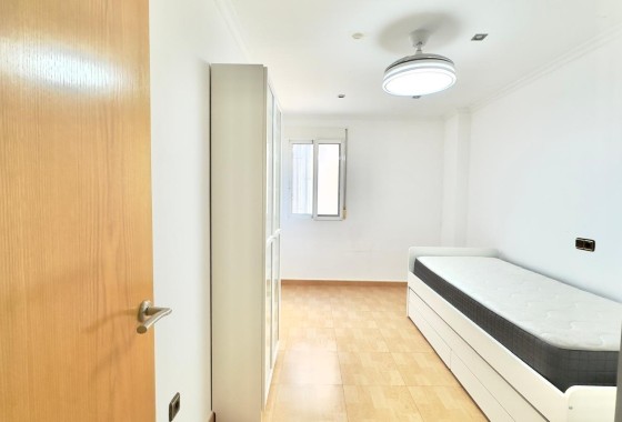 Herverkoop - Appartement / Flat -
Torrevieja - Center