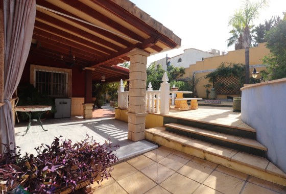Resale - Freistehende Villa -
Algorfa - Lomas de La Juliana