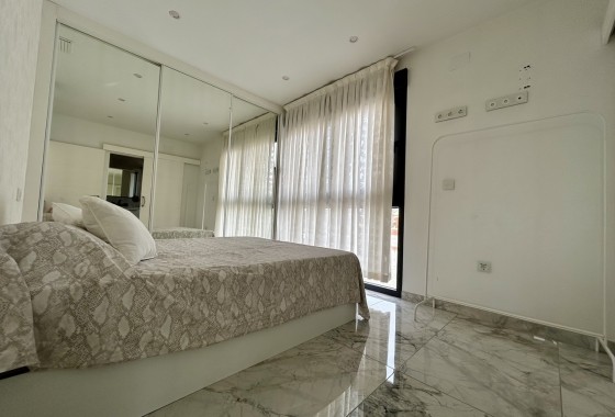 Herverkoop - Vrijstaande Villa -
Los Balcones - Los Altos del Edén - Costa Blanca