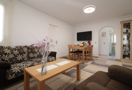 Herverkoop - Vrijstaande Villa -
Benijofar - Monte Azul