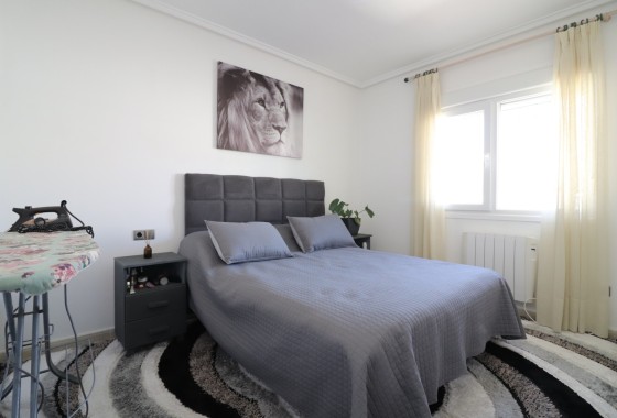 Herverkoop - Vrijstaande Villa -
Benijofar - Monte Azul