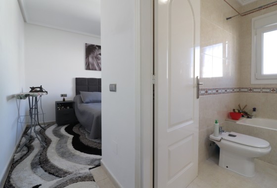 Herverkoop - Vrijstaande Villa -
Benijofar - Monte Azul