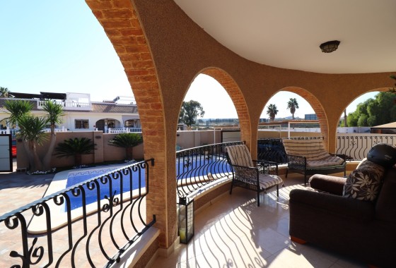 Herverkoop - Vrijstaande Villa -
Benijofar - Monte Azul