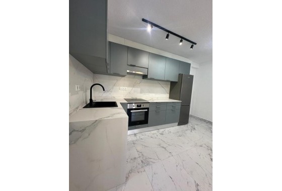Sale - Apartment Flat -
Torrevieja - La veleta