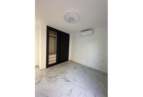 Sale - Apartment Flat -
Torrevieja - La veleta