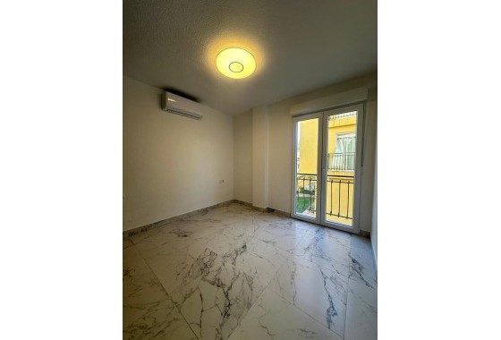 Sale - Apartment Flat -
Torrevieja - La veleta