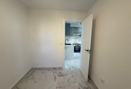 Sale - Apartment Flat -
Torrevieja - La veleta