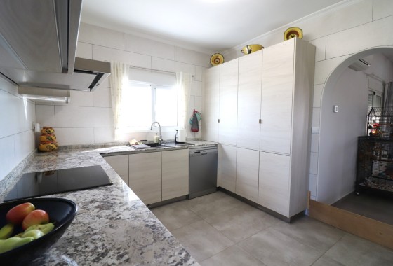 Herverkoop - Finca Landelijk pand -
Orihuela - La Campaneta