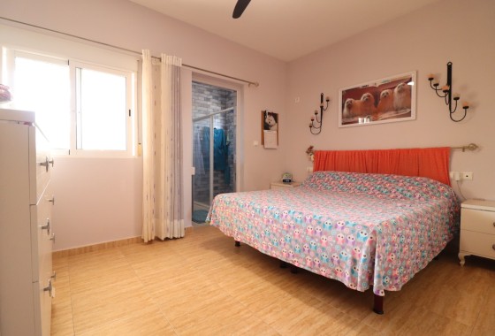 Herverkoop - Finca Landelijk pand -
Orihuela - La Campaneta