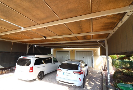 Herverkoop - Finca Landelijk pand -
Orihuela - La Campaneta