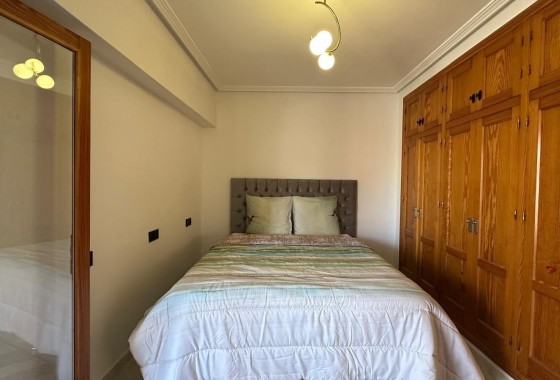 Venta - Apartamento / Piso -
Torrevieja - Center