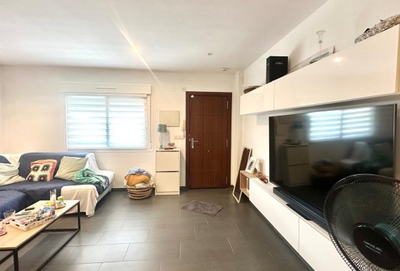 Herverkoop - Stadswoning -
Torrevieja - Aguas Nuevas