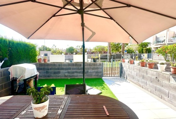 Herverkoop - Stadswoning -
Torrevieja - Aguas Nuevas