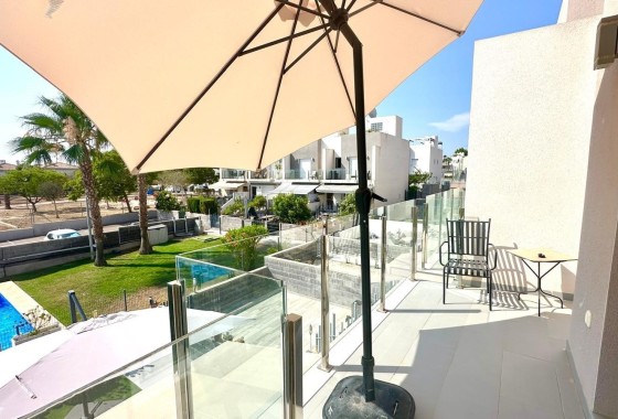 Herverkoop - Stadswoning -
Torrevieja - Aguas Nuevas