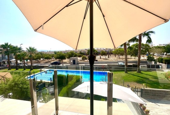 Herverkoop - Stadswoning -
Torrevieja - Aguas Nuevas