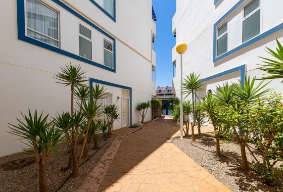 Herverkoop - Appartement / Flat -
Orihuela Costa