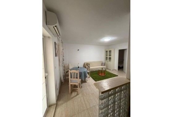 Sprzedaż - Apartament / Mieszkanie -
Orihuela Costa - La Regia