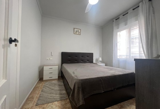 Revente - Appartement -
Torrevieja - Center