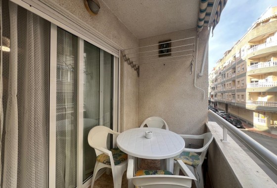 Revente - Appartement -
Torrevieja - Center