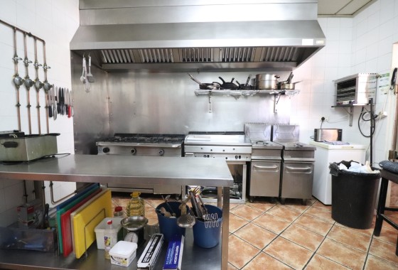 Sale - Commercial -
Formentera del Segura - Formentera - Village