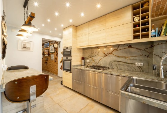 Sprzedaż - Apartament / Mieszkanie -
Torrevieja - Playa Del Cura