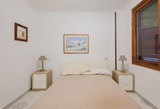 Herverkoop - Appartement / Flat -
Torrevieja - Playa del Acequión