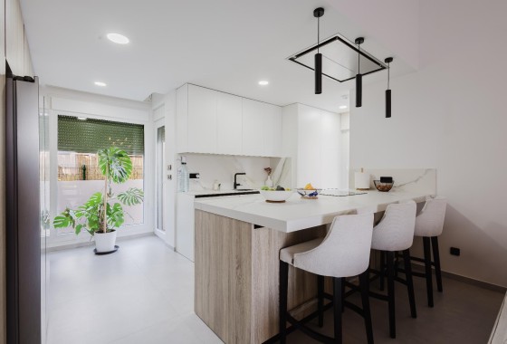 Sale - Detached Villa -
Algorfa - Campo de Golf - Algorfa