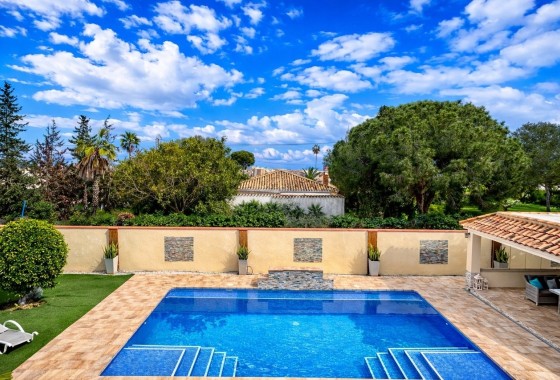 Sprzedaż - Willa wolnostojąca -
Cabo Roig - Costa Blanca