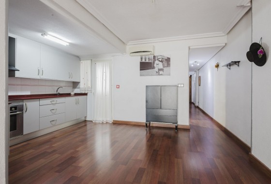 Venta - Apartamento / Piso -
Torrevieja - Playa del Acequión