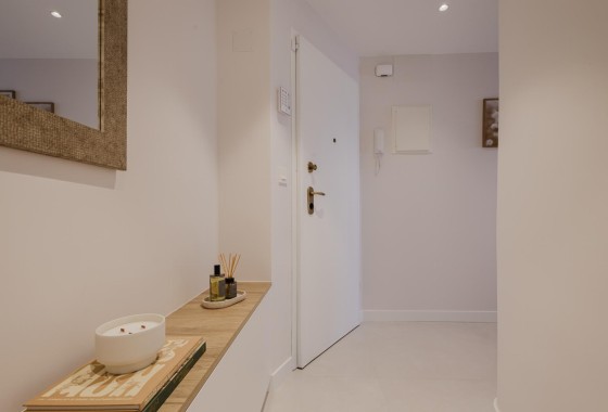 Herverkoop - Appartement / Flat -
Torrevieja - Playa del Acequión