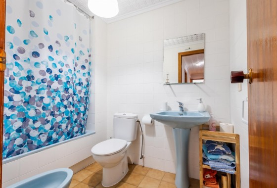 Resale - Wohnung / Appartement -
Torrevieja - Playa de los Naufragos